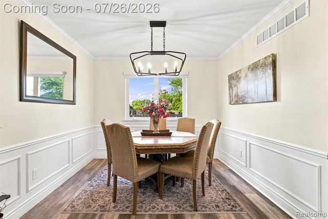 17900 Woodridge Drive, Riverview, MI 48193