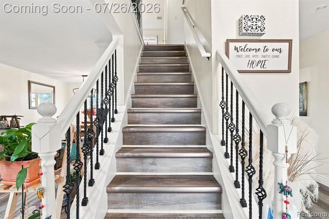 17900 Woodridge Drive, Riverview, MI 48193