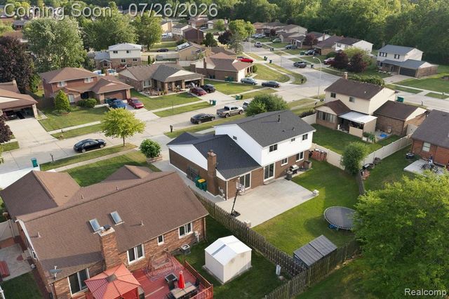 17900 Woodridge Drive, Riverview, MI 48193