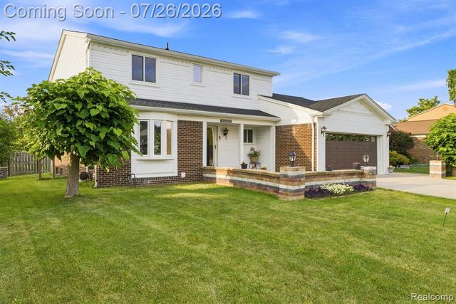 17900 Woodridge Drive, Riverview, MI 48193