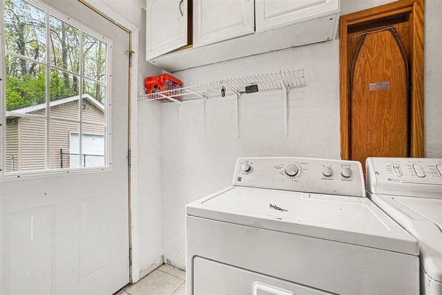 1016 Palmer Avenue, Kalamazoo, MI 49001