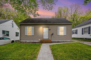 1016 Palmer Avenue, Kalamazoo, MI 49001