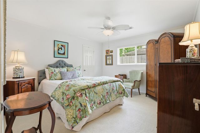 5927 Valkeith Drive, Houston, TX 77096
