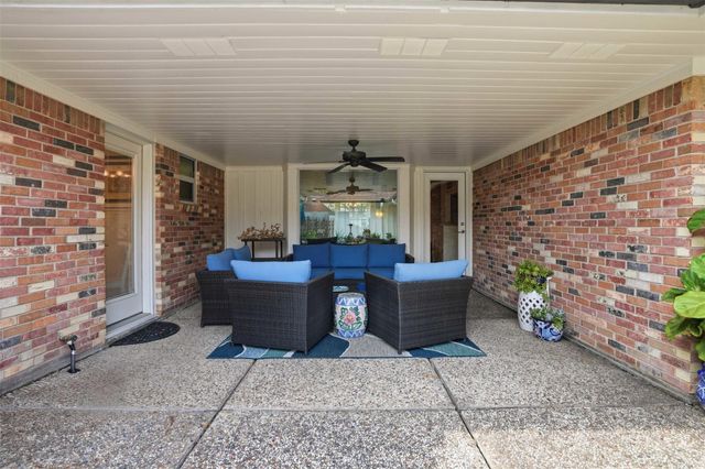 5927 Valkeith Drive, Houston, TX 77096