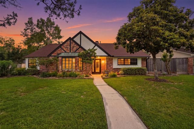 5927 Valkeith Drive, Houston, TX 77096