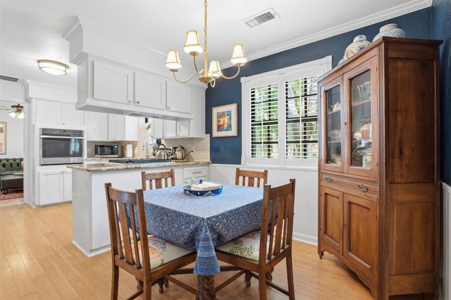 5927 Valkeith Drive, Houston, TX 77096