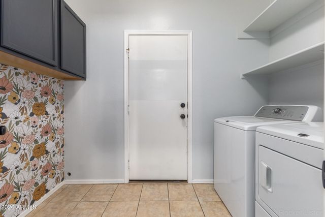 10683 N 70TH Avenue, Peoria, AZ 85345