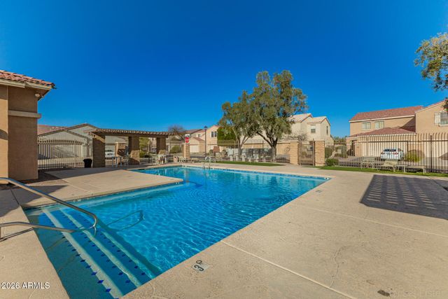 10683 N 70TH Avenue, Peoria, AZ 85345