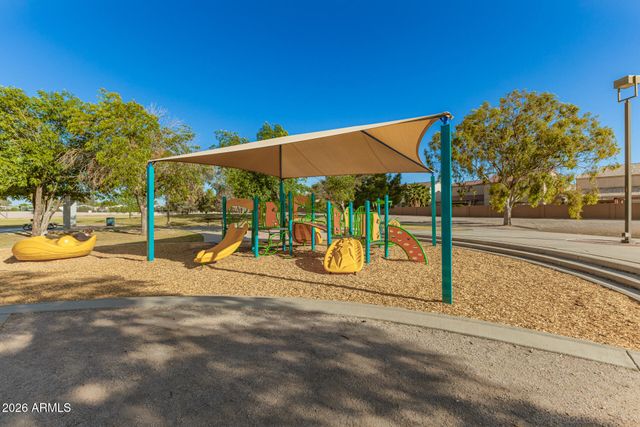 10683 N 70TH Avenue, Peoria, AZ 85345