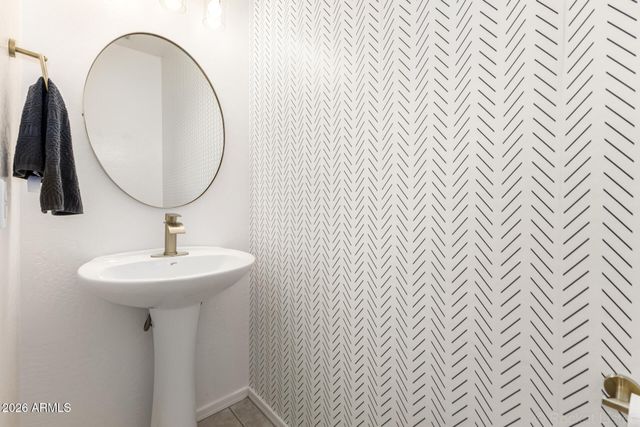 10683 N 70TH Avenue, Peoria, AZ 85345