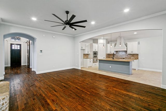 10248 Mustang Wells Drive, Fort Worth, TX 76126