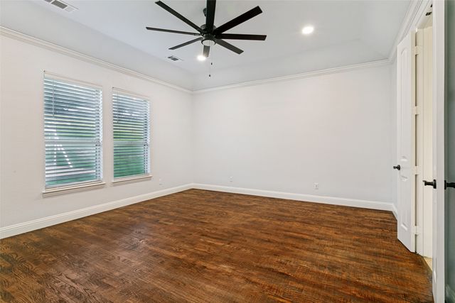 10248 Mustang Wells Drive, Fort Worth, TX 76126