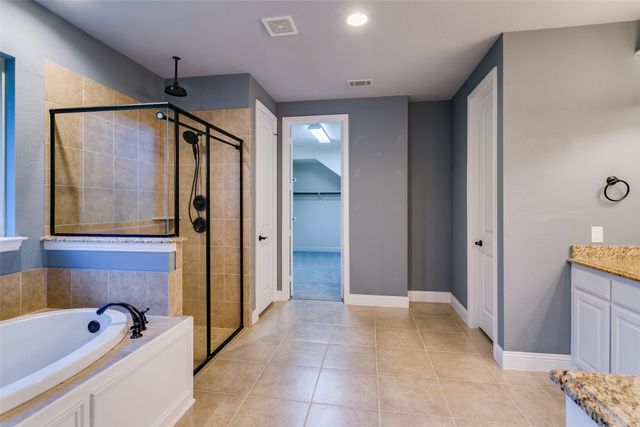 10248 Mustang Wells Drive, Fort Worth, TX 76126