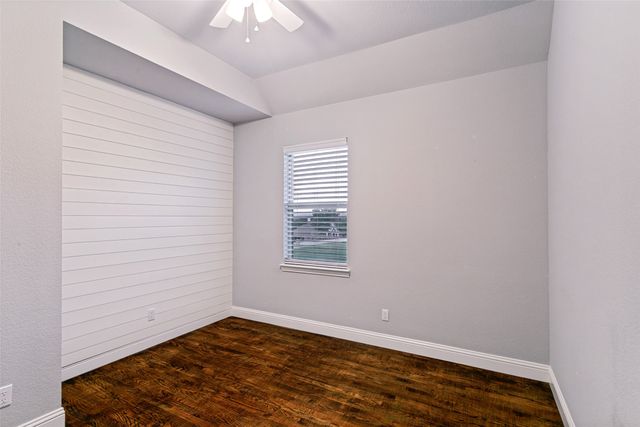 10248 Mustang Wells Drive, Fort Worth, TX 76126