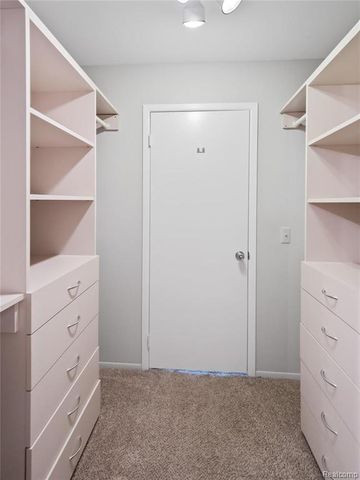 1928 Klingensmith Road 63C, Bloomfield Hills, MI 48302