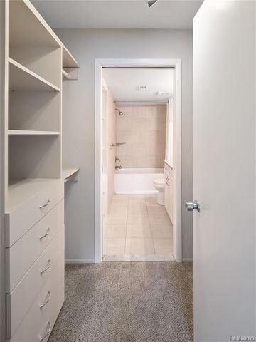 1928 Klingensmith Road 63C, Bloomfield Hills, MI 48302