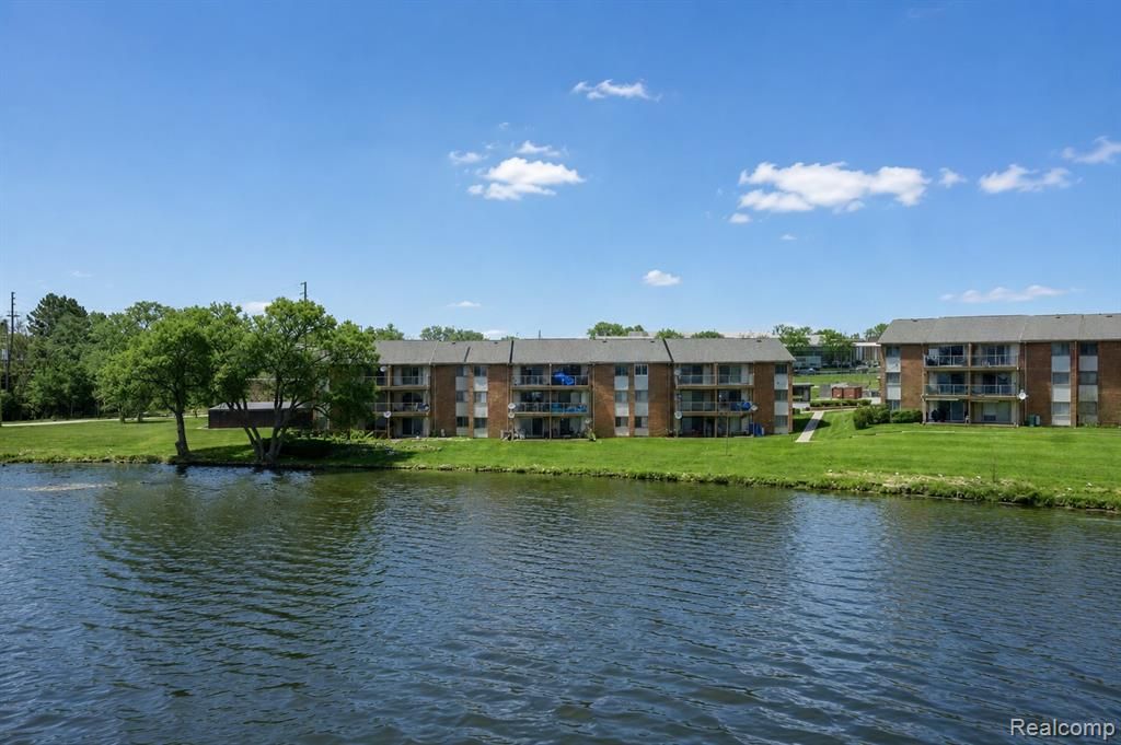 1928 Klingensmith Road 63C, Bloomfield Hills, MI 48302