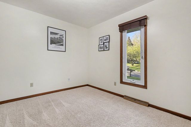 3816 Winding Way, Kalamazoo, MI 49004