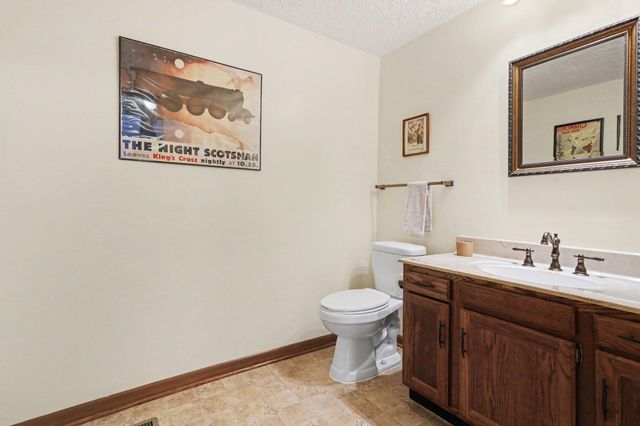 3816 Winding Way, Kalamazoo, MI 49004