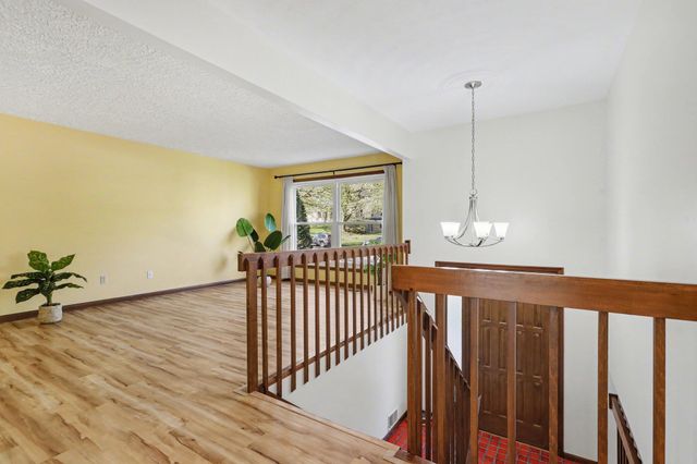 3816 Winding Way, Kalamazoo, MI 49004