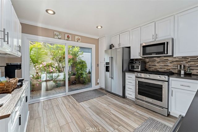 25891 Tree Top, Laguna Hills, CA 92653