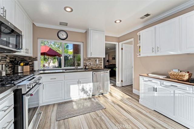 25891 Tree Top, Laguna Hills, CA 92653