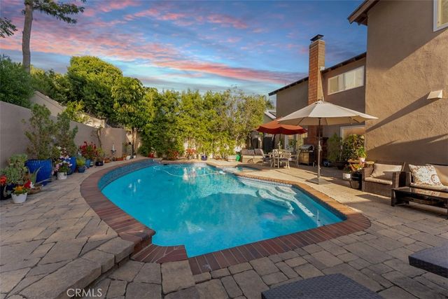 25891 Tree Top, Laguna Hills, CA 92653