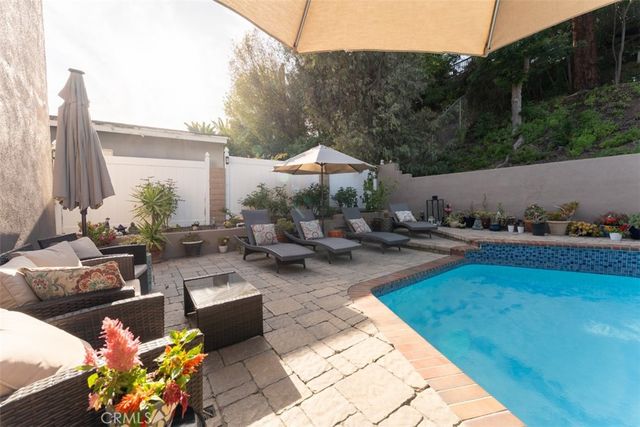 25891 Tree Top, Laguna Hills, CA 92653