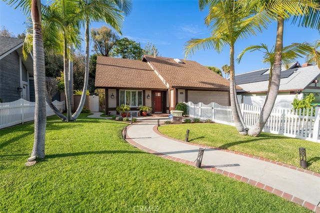 25891 Tree Top, Laguna Hills, CA 92653