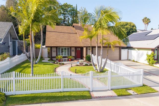 25891 Tree Top, Laguna Hills, CA 92653