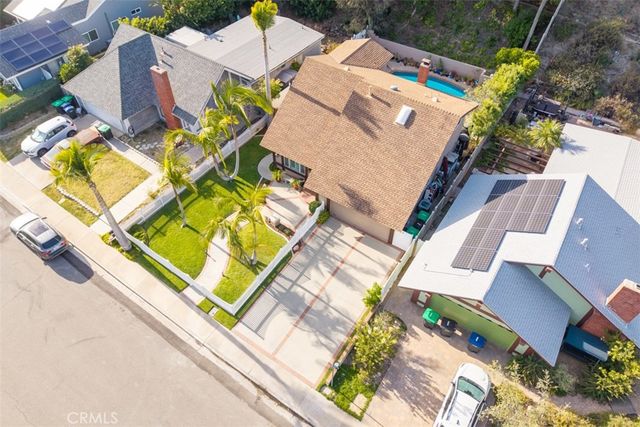 25891 Tree Top, Laguna Hills, CA 92653