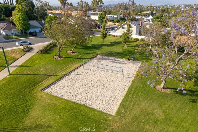 25891 Tree Top, Laguna Hills, CA 92653