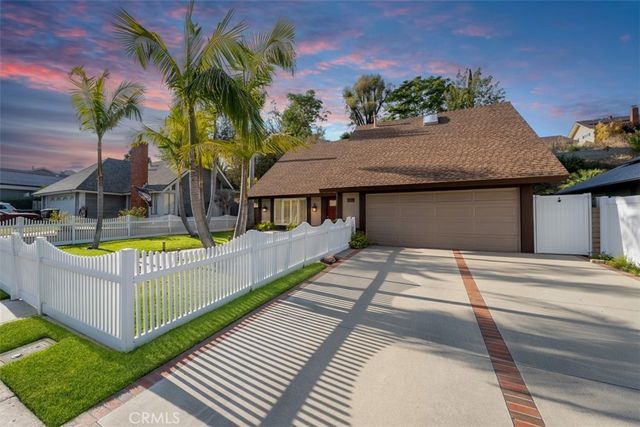 25891 Tree Top, Laguna Hills, CA 92653