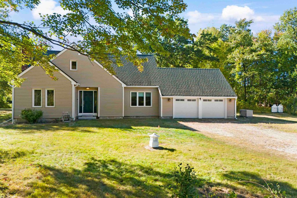 38 Mason Road, Mont Vernon, NH 03057