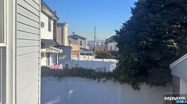 440 Central Avenue, Carlstadt, NJ 07072