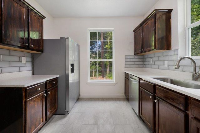 102 Patricks Aly, Liberty Hill, TX 78642