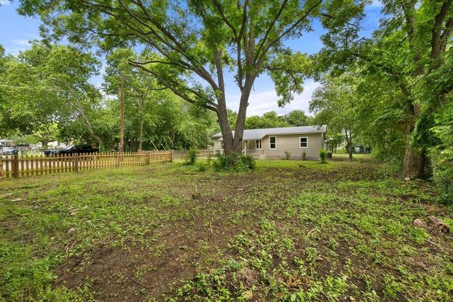 102 Patricks Aly, Liberty Hill, TX 78642