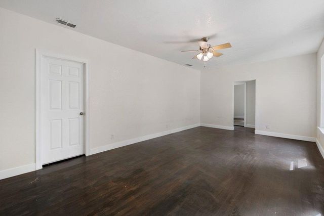 102 Patricks Aly, Liberty Hill, TX 78642