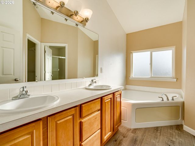 4768 U St, Washougal, WA 98671