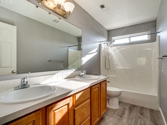 4768 U St, Washougal, WA 98671