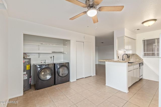 511 W Blackhawk Drive 4, Phoenix, AZ 85027