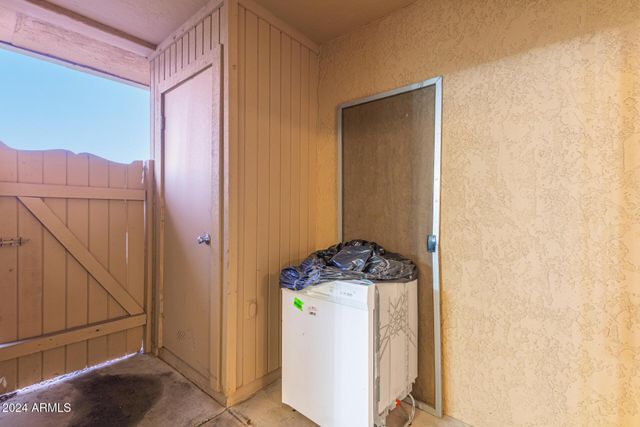 511 W Blackhawk Drive 4, Phoenix, AZ 85027