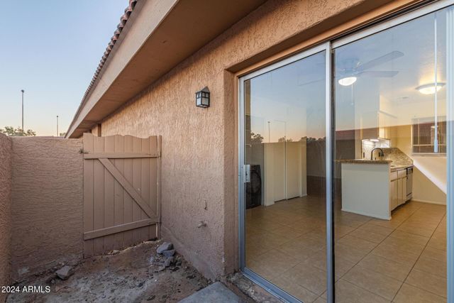 511 W Blackhawk Drive 4, Phoenix, AZ 85027