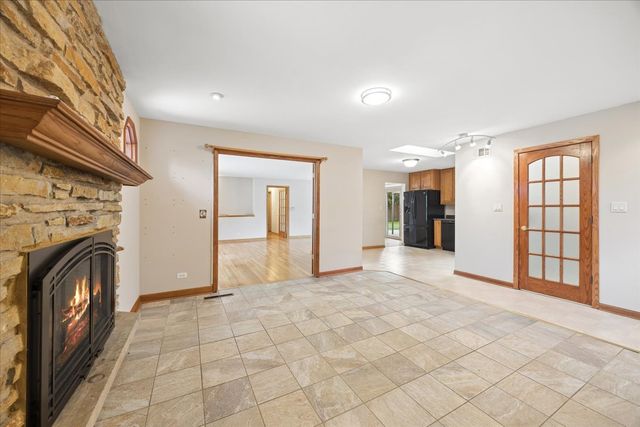 613 65th Street, Downers Grove, IL 60516