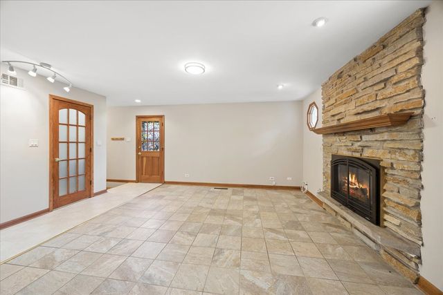 613 65th Street, Downers Grove, IL 60516