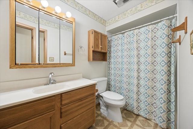 613 65th Street, Downers Grove, IL 60516