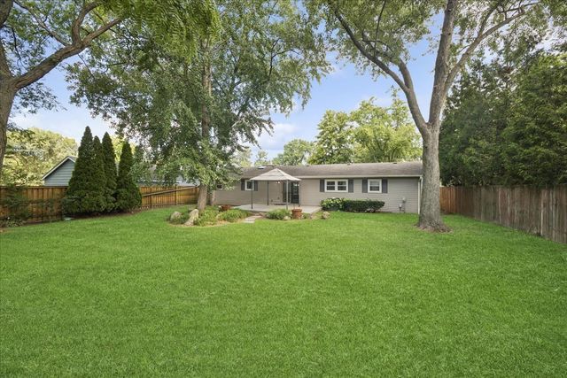 613 65th Street, Downers Grove, IL 60516