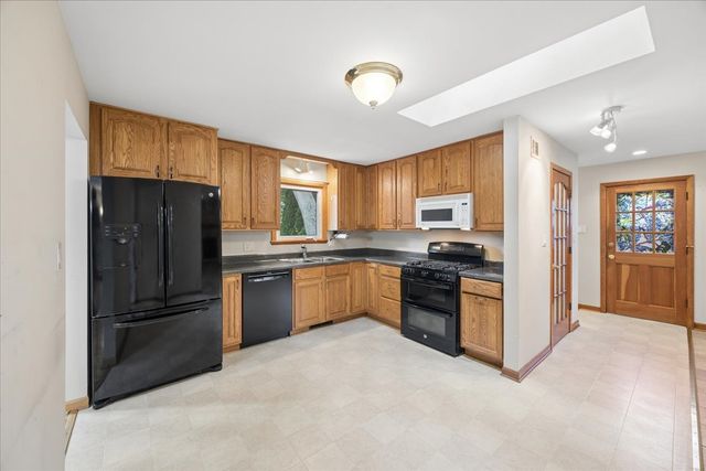 613 65th Street, Downers Grove, IL 60516