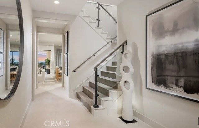 453 Treeline, Irvine, CA 92602