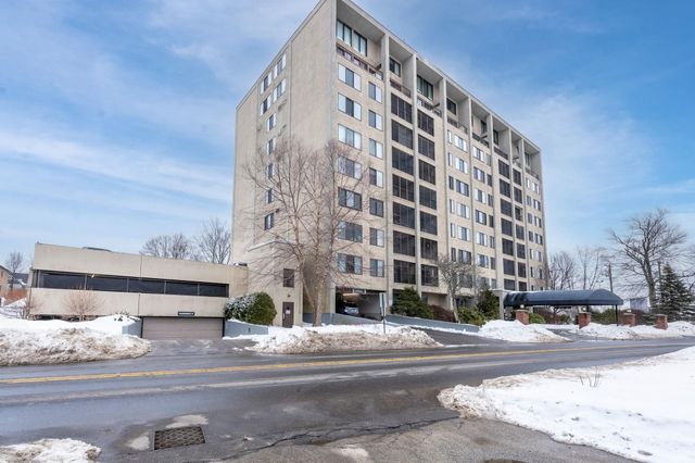 55 River Rd Apt 9C, Manchester, NH 03104